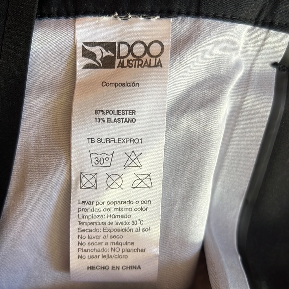 Boardshorts - Picture 6 of 10
